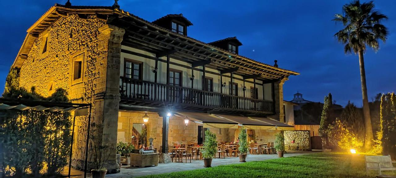 Palacion De Tonanes Bagian luar foto