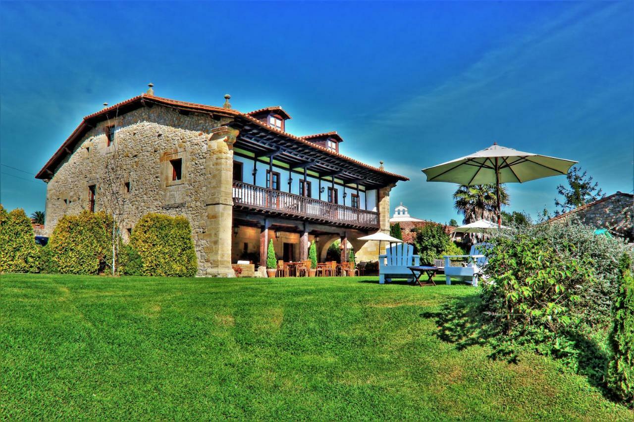 Palacion De Tonanes Bagian luar foto
